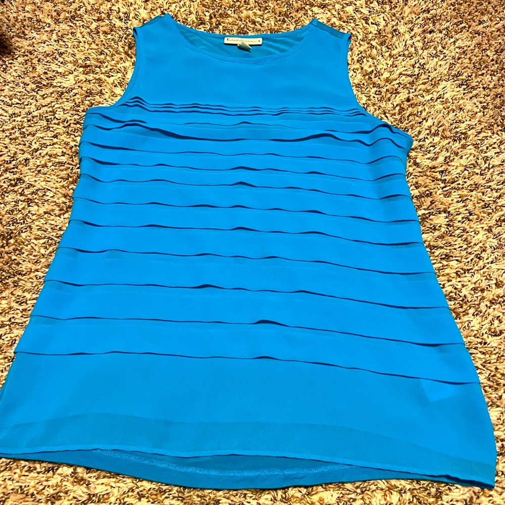 4/$25 Women’s tank top/shell